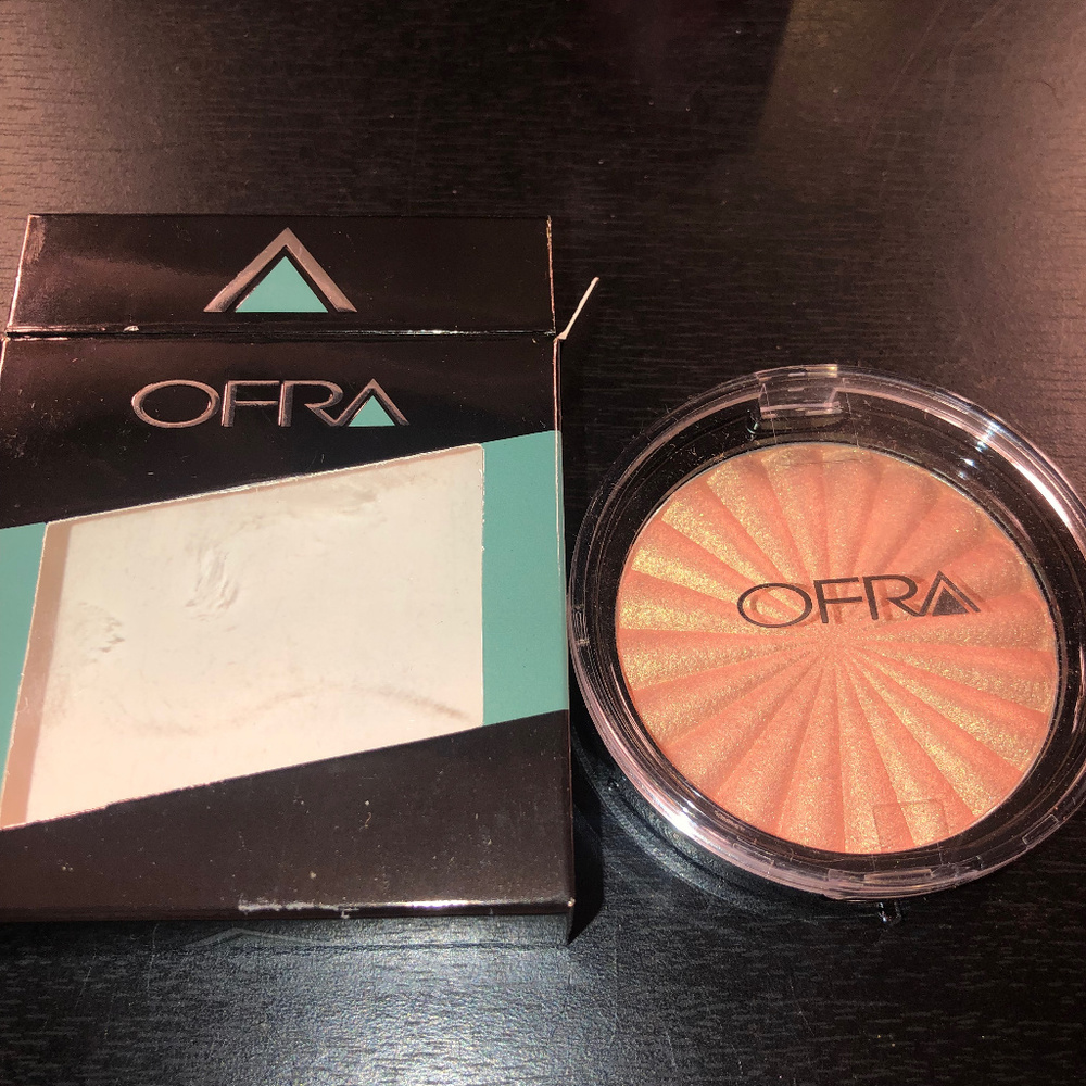 OFRA HIGHLIGHTER POWDER BALI BINB